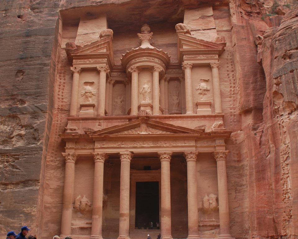 Jordan's Tourism Sector on the Rise: A Welcome for International Visitors