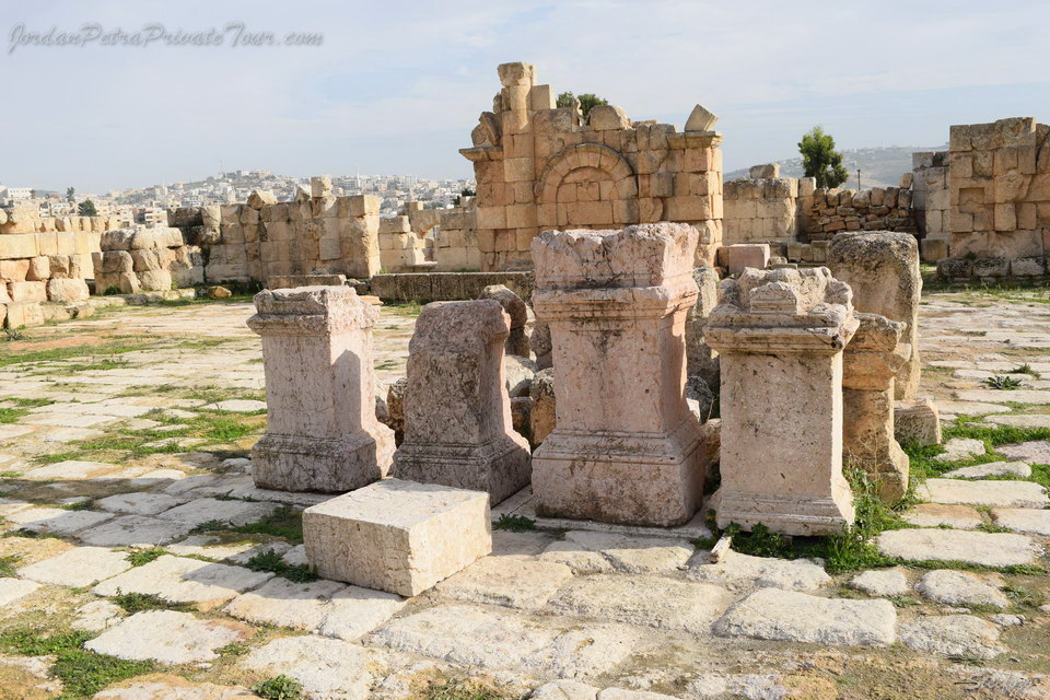 Embracing Digital Payments: A New Era for Travelers in Jordan