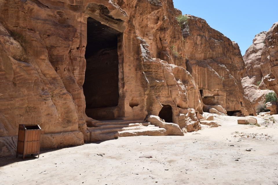 The Treasury (Al-Khazneh) in Petra, a highlight of the 3-day Jordan private tour.